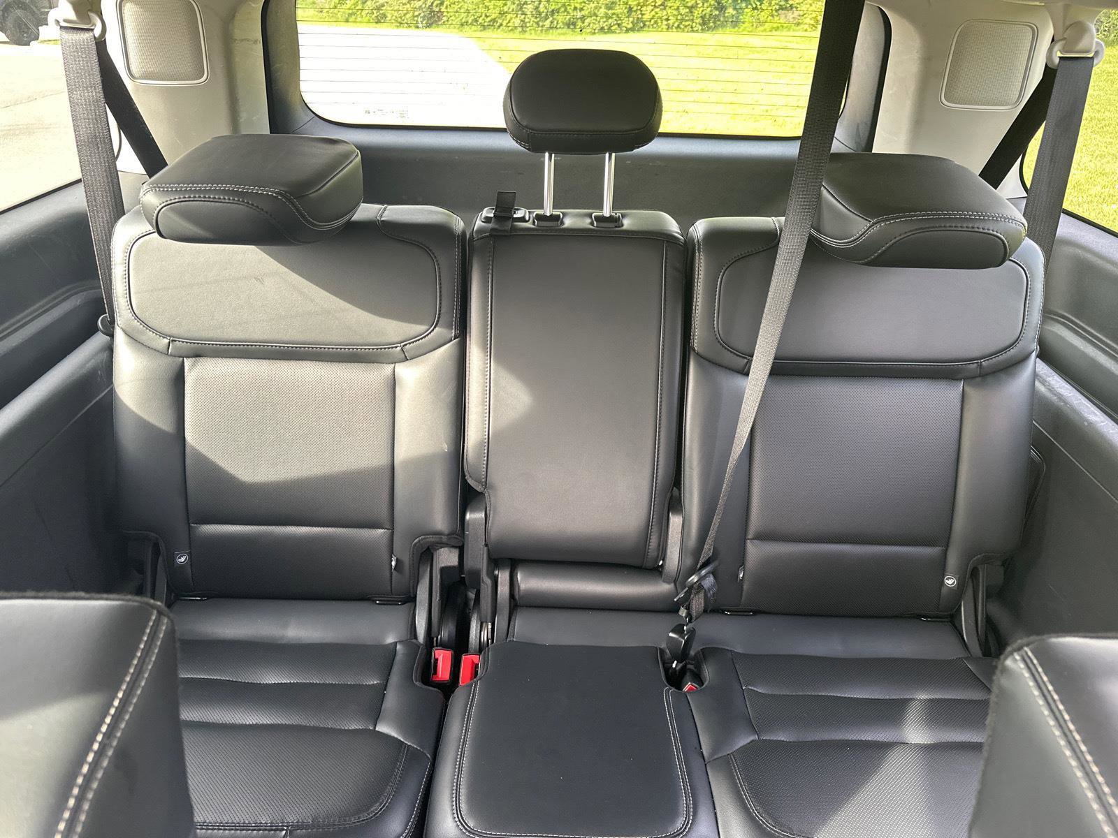 Certified 2025 Ford Expedition Max Platinum AWD/4WD image 13