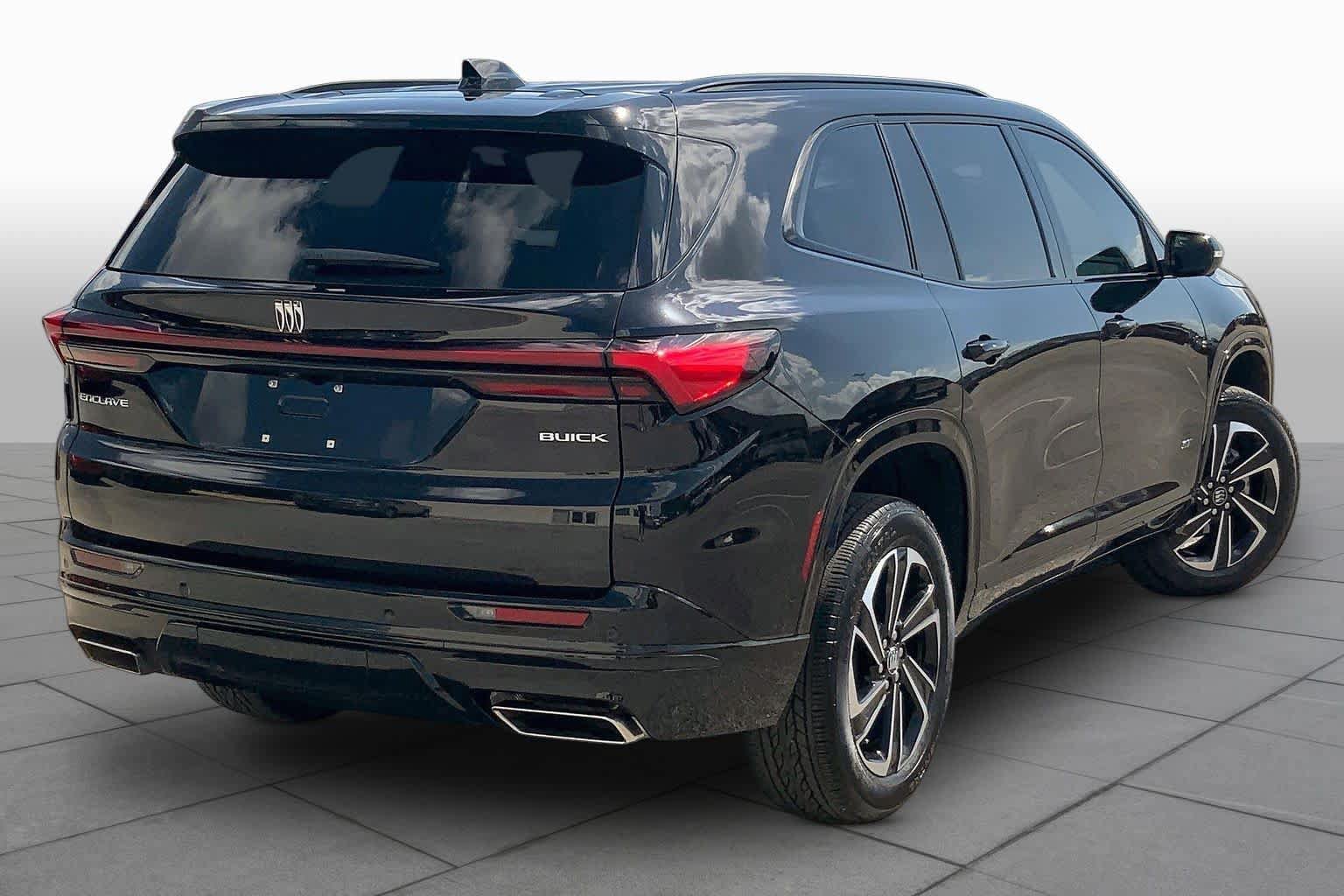 Used 2025 Buick Enclave Sport Touring w/ Power Package FWD image 12