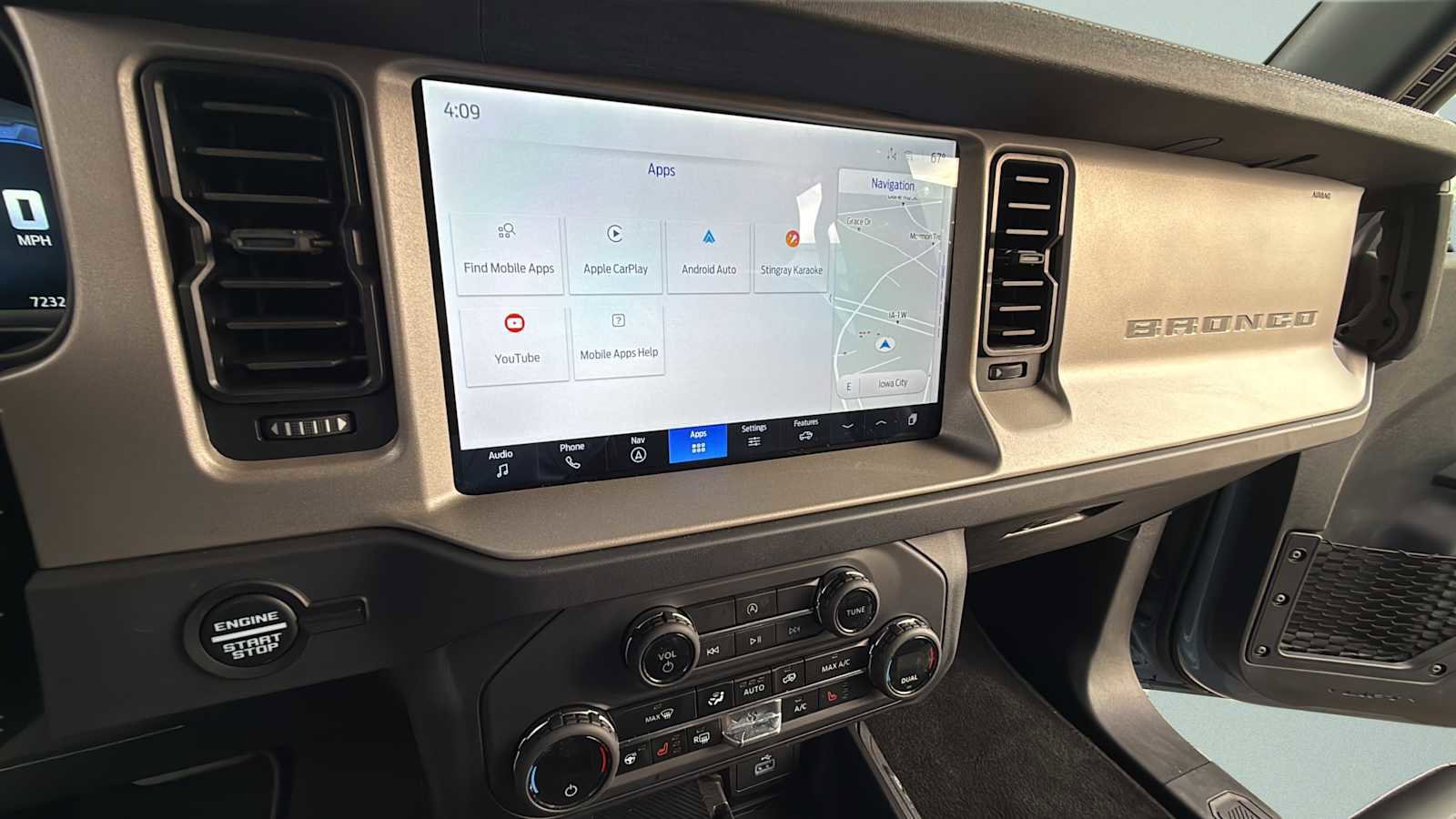 Certified 2025 Ford Bronco Outer Banks image 25