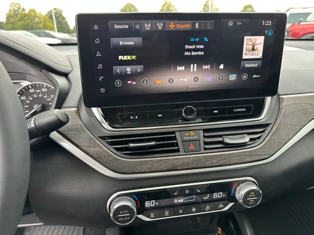 Used 2023 Nissan Altima 2.5 SL AWD/4WD image 21