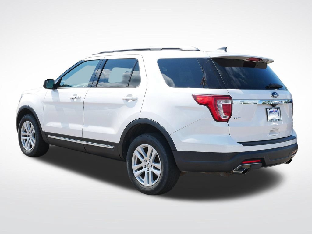 Certified 2018 Ford Explorer XLT AWD/4WD image 4