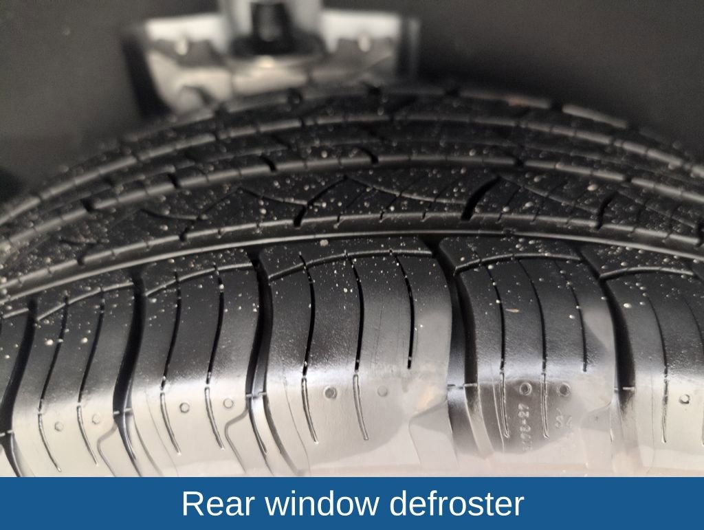 Certified 2024 Ford Edge SE image 19