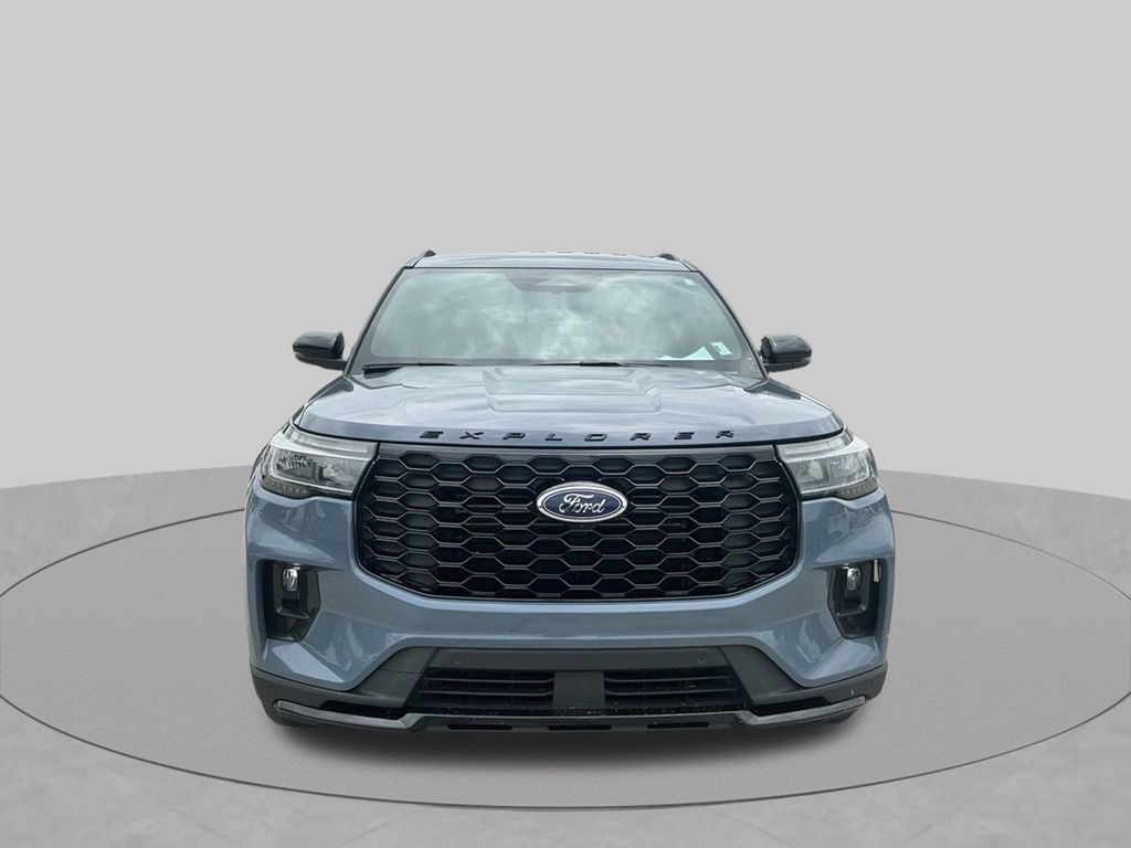 Certified 2025 Ford Explorer ST RWD image 22