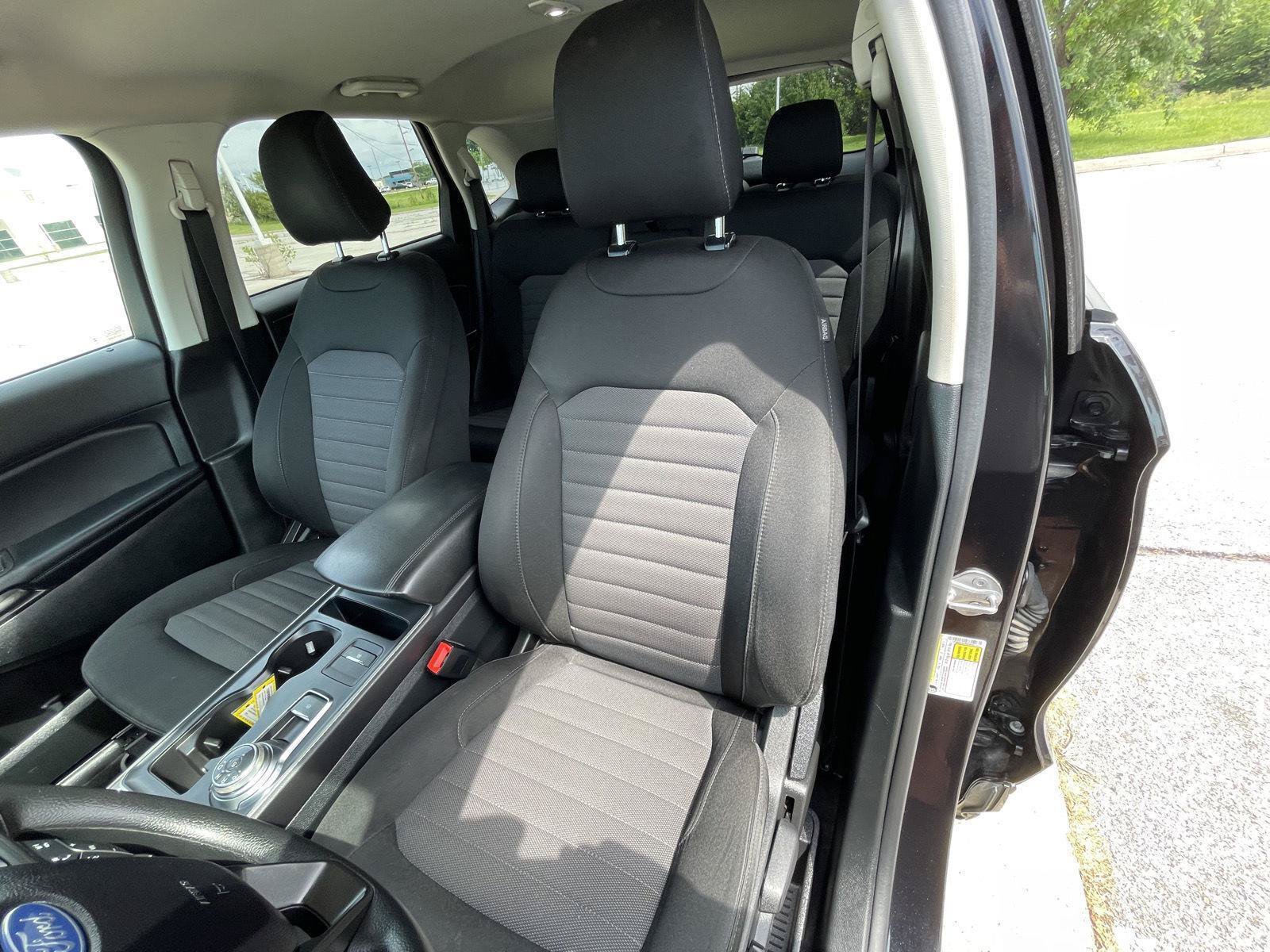 Certified 2023 Ford Edge SE w/ Black Appearance Package AWD/4WD image 17