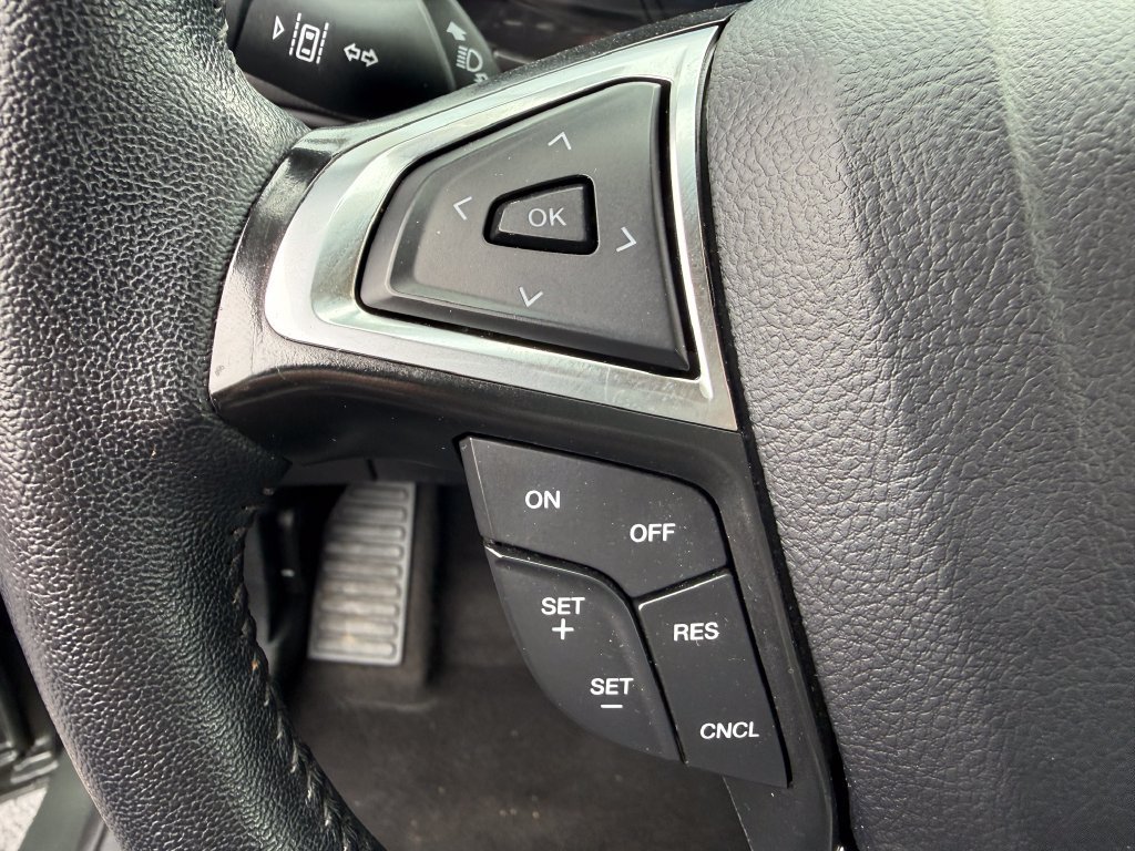Certified 2024 Ford Edge SEL AWD/4WD image 25
