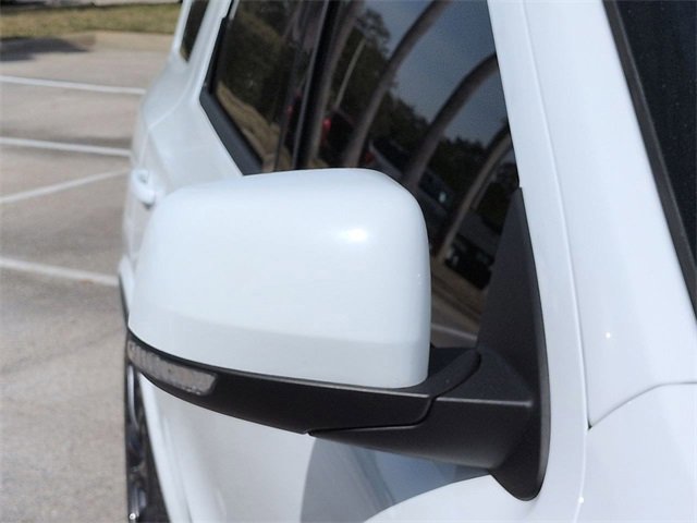 Used 2018 Dodge Durango SRT w/ SRT Interior Appearance Group image 12