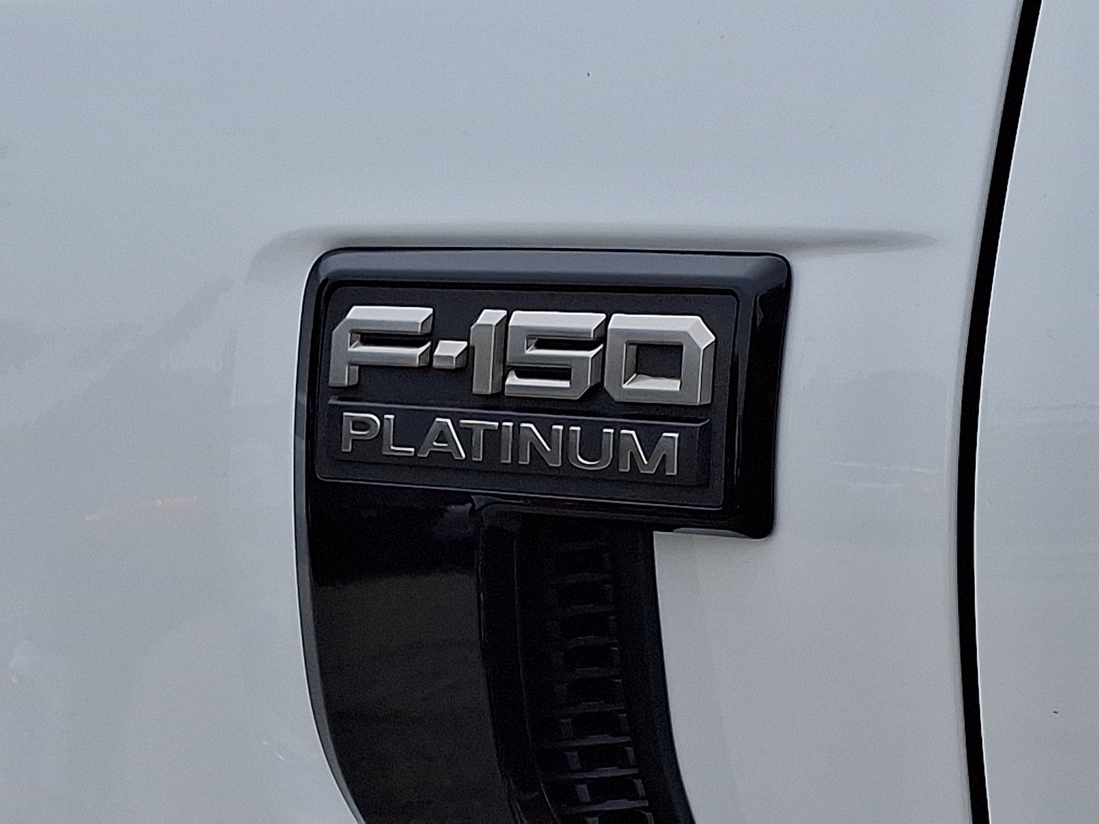 Certified 2025 Ford F150 Platinum AWD/4WD image 31
