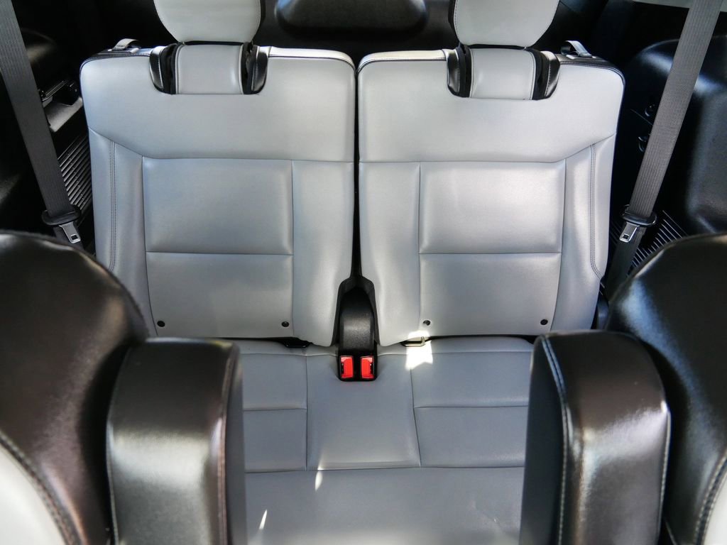 Certified 2021 Ford Explorer XLT w/ Equipment Group 202A image 14