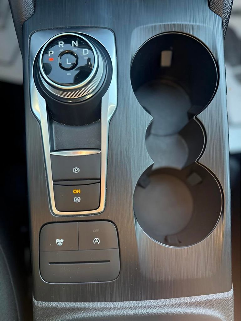 Certified 2025 Ford Escape Active image 30