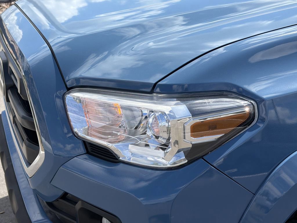 Used 2019 Toyota Tacoma SR5 RWD image 8