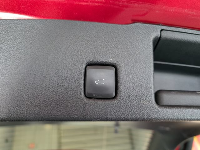Certified 2024 Ford Escape Platinum AWD/4WD image 32
