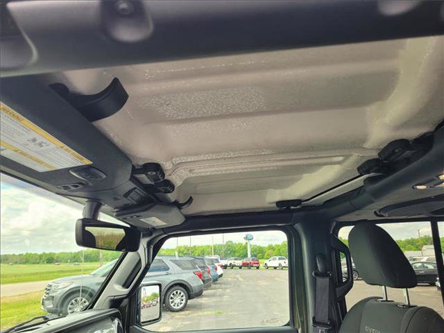 Used 2022 Jeep Gladiator Overland w/ Cold Weather Group AWD/4WD image 18