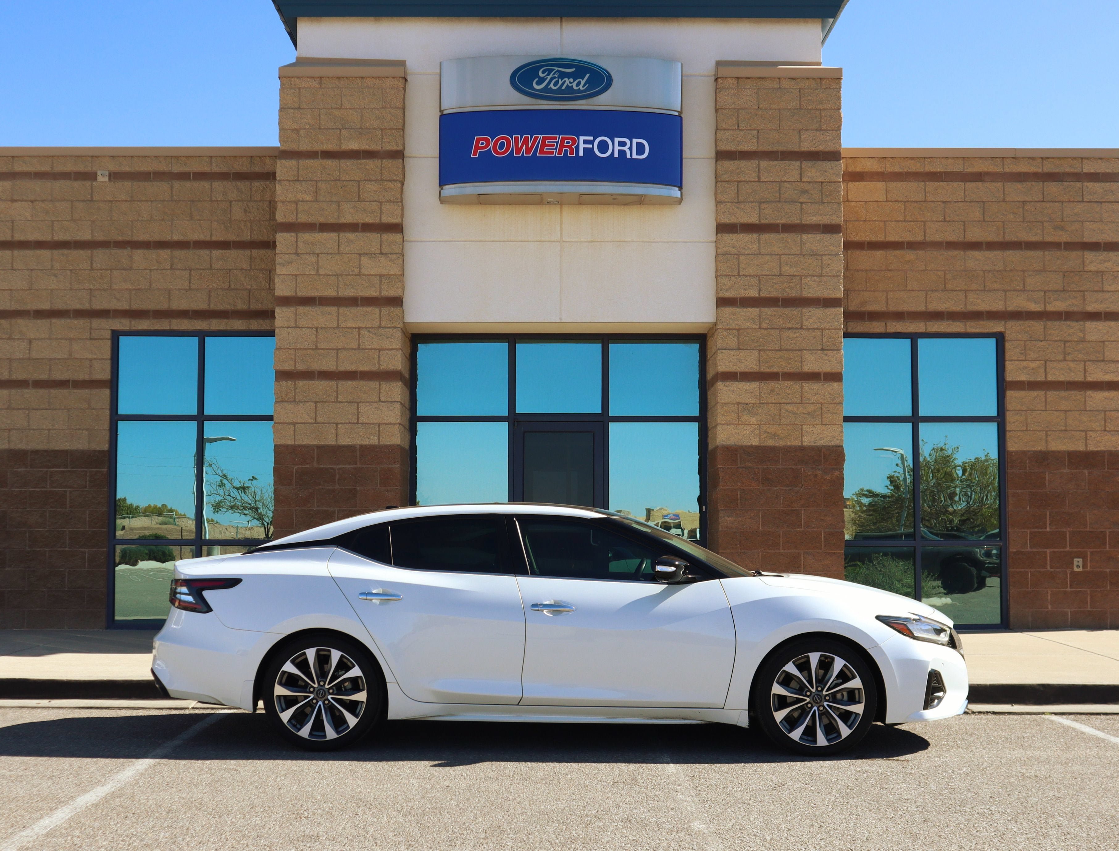 Used 2023 Nissan Maxima Platinum w/ Sport Mat Group FWD image 5