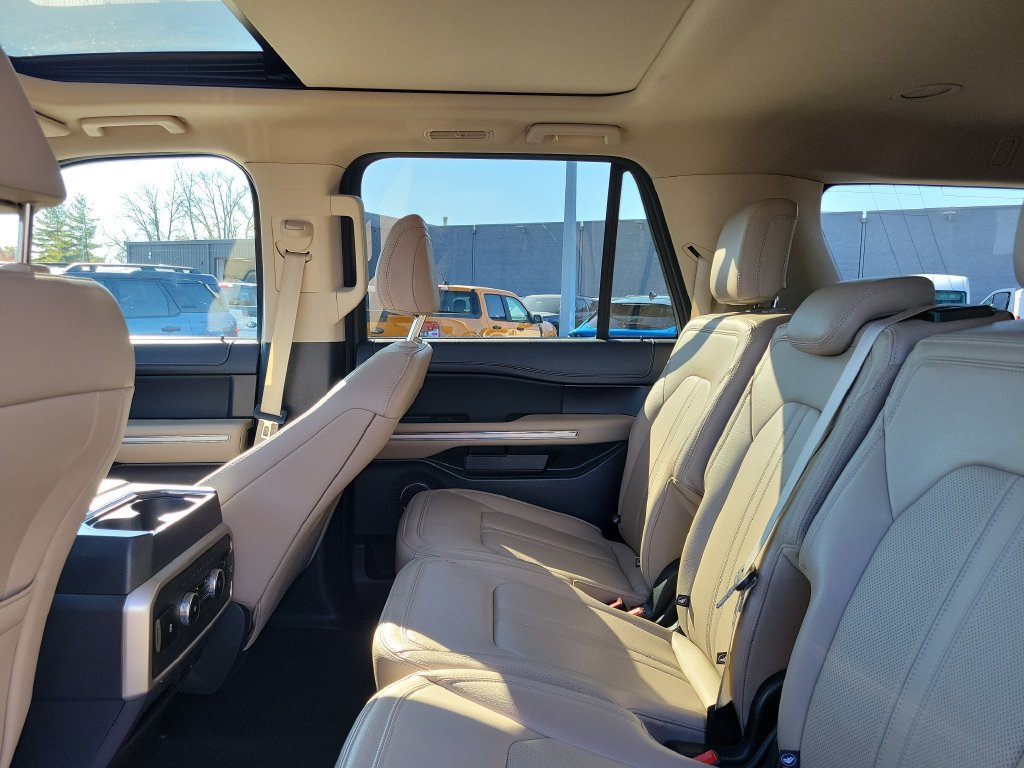 Certified 2024 Ford Expedition Max Limited AWD/4WD image 16
