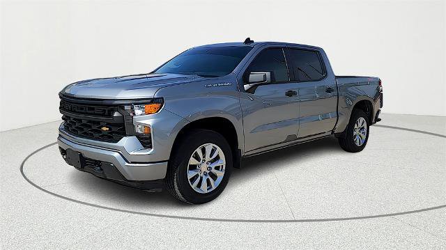 Used 2025 Chevrolet Silverado 1500 Custom image 3