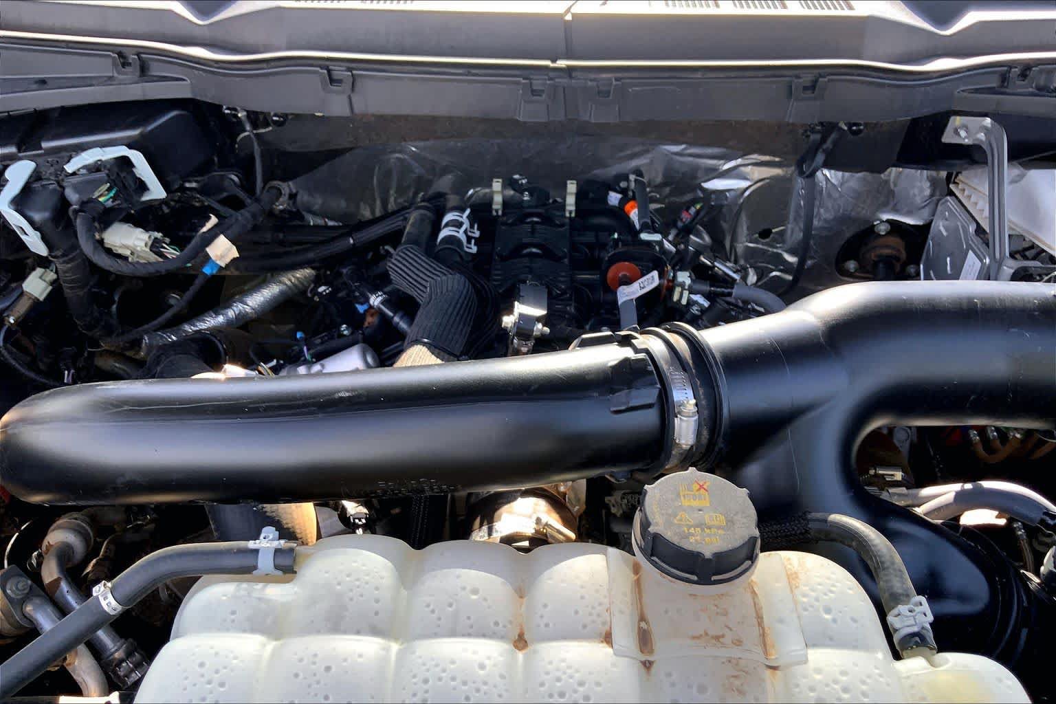 Certified 2025 Ford F150 Lariat w/ Equipment Group 501A Mid AWD/4WD image 32