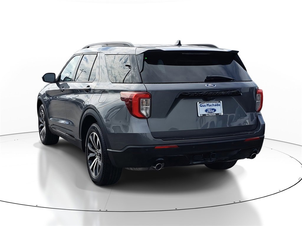Certified 2022 Ford Explorer ST-Line w/ Class IV Trailer Tow Package image 2