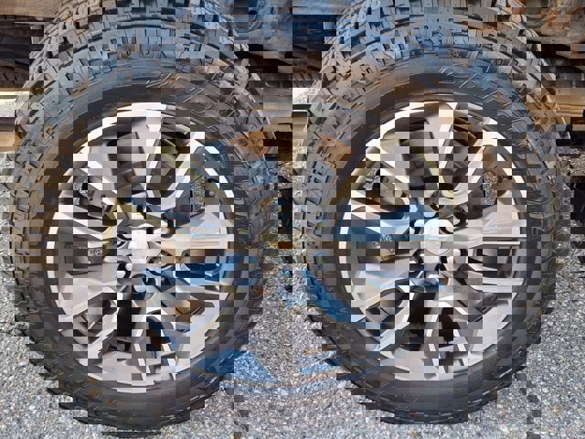 Used 2022 Chevrolet Silverado 1500 LT image 27