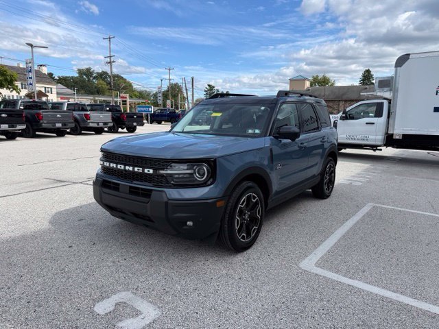 Certified 2025 Ford Bronco Sport Outer Banks w/ Outer Banks Tech Package+ AWD/4WD image 5