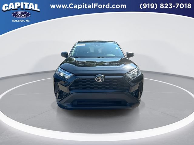 Used 2025 Toyota RAV4 LE AWD/4WD image 3