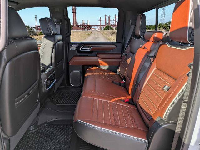Used 2024 GMC Sierra 2500 Denali Ultimate AWD/4WD image 16