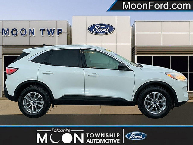 Certified 2022 Ford Escape SE