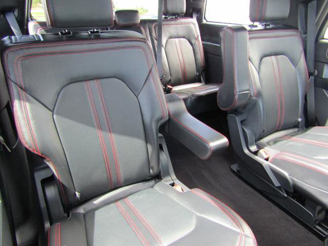 Certified 2023 Ford Expedition Limited AWD/4WD image 4
