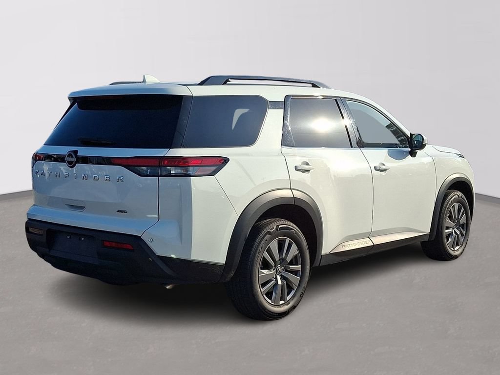Used 2025 Nissan Pathfinder SV AWD/4WD image 6