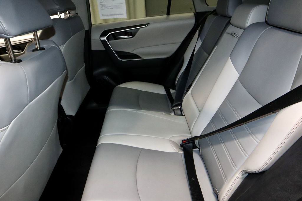 Used 2021 Toyota RAV4 XLE Premium AWD/4WD image 22