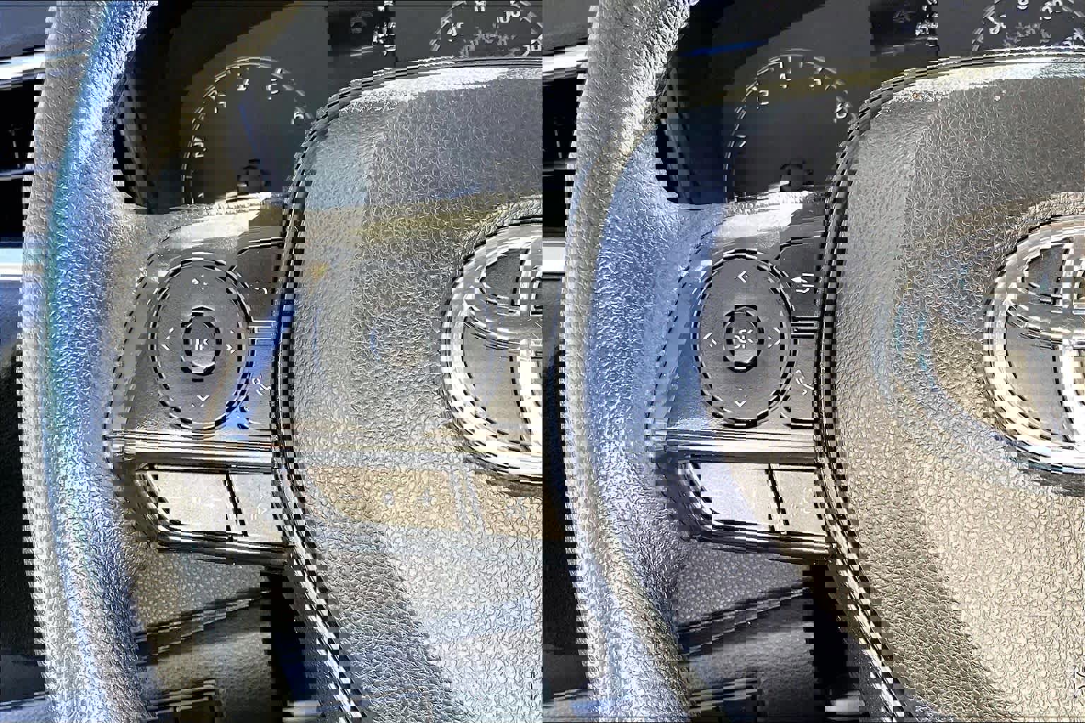 Used 2023 Toyota Corolla LE image 24