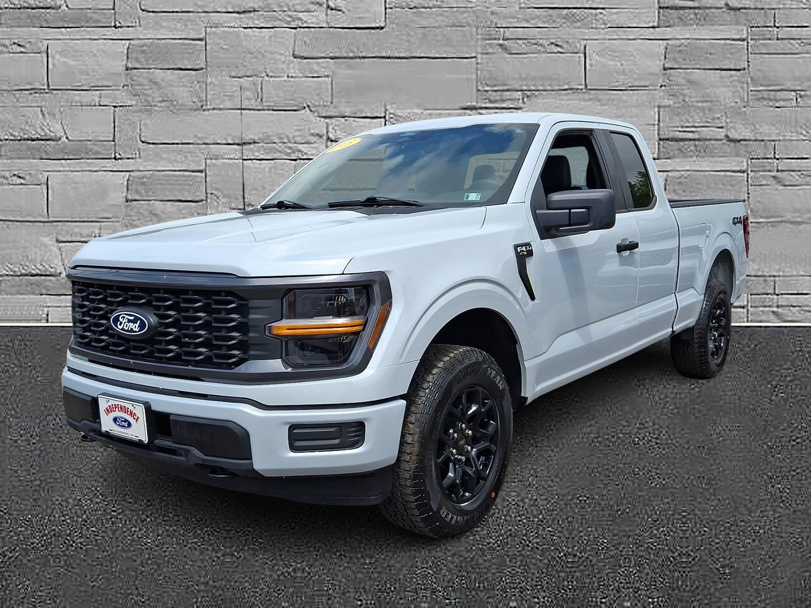 Certified 2025 Ford F150 STX AWD/4WD image 4