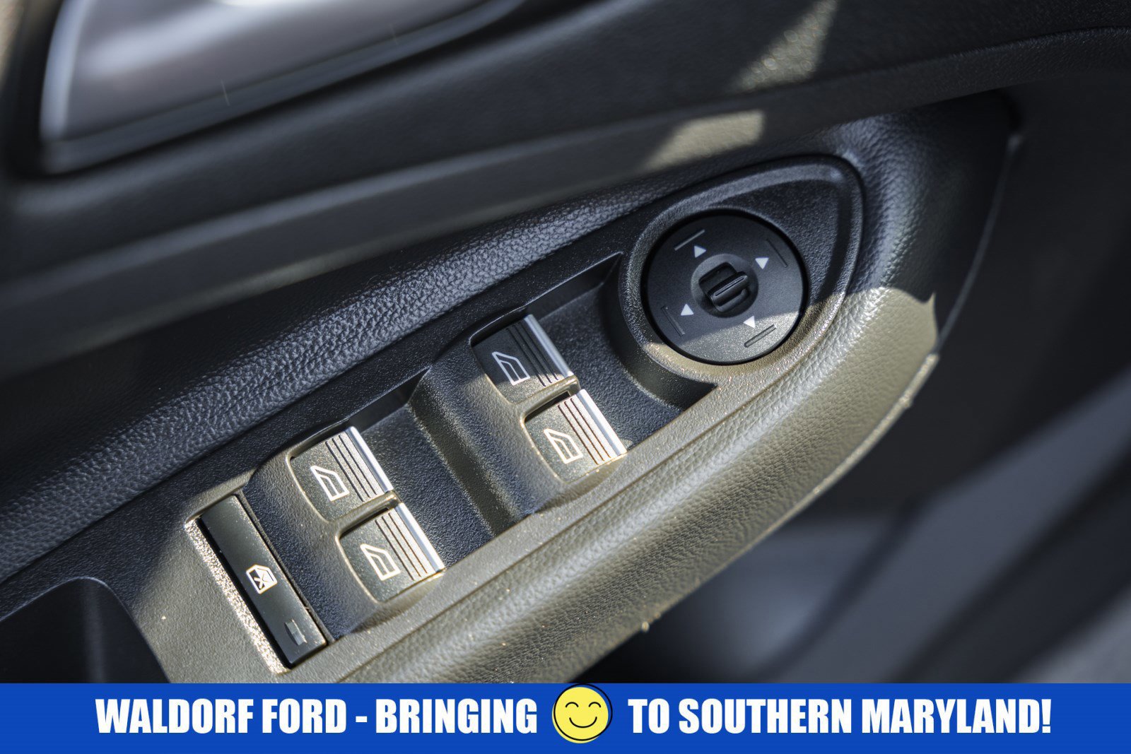 Certified 2019 Ford Escape SEL image 38