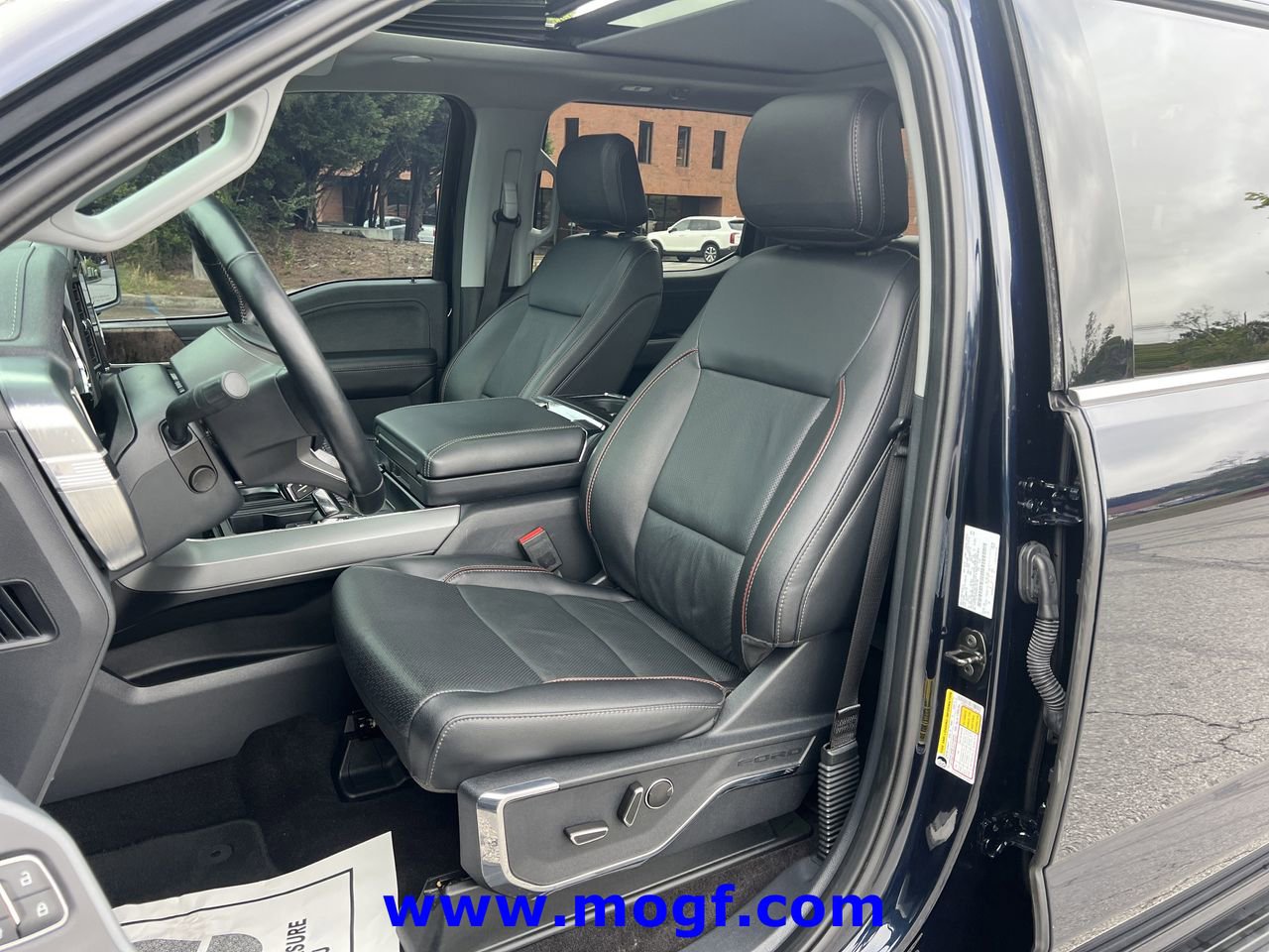 Certified 2022 Ford F150 Lariat w/ Equipment Group 502A High AWD/4WD image 21