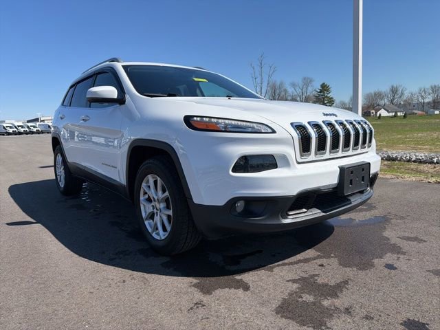 Used 2017 Jeep Cherokee Latitude w/ True North Edition image 1