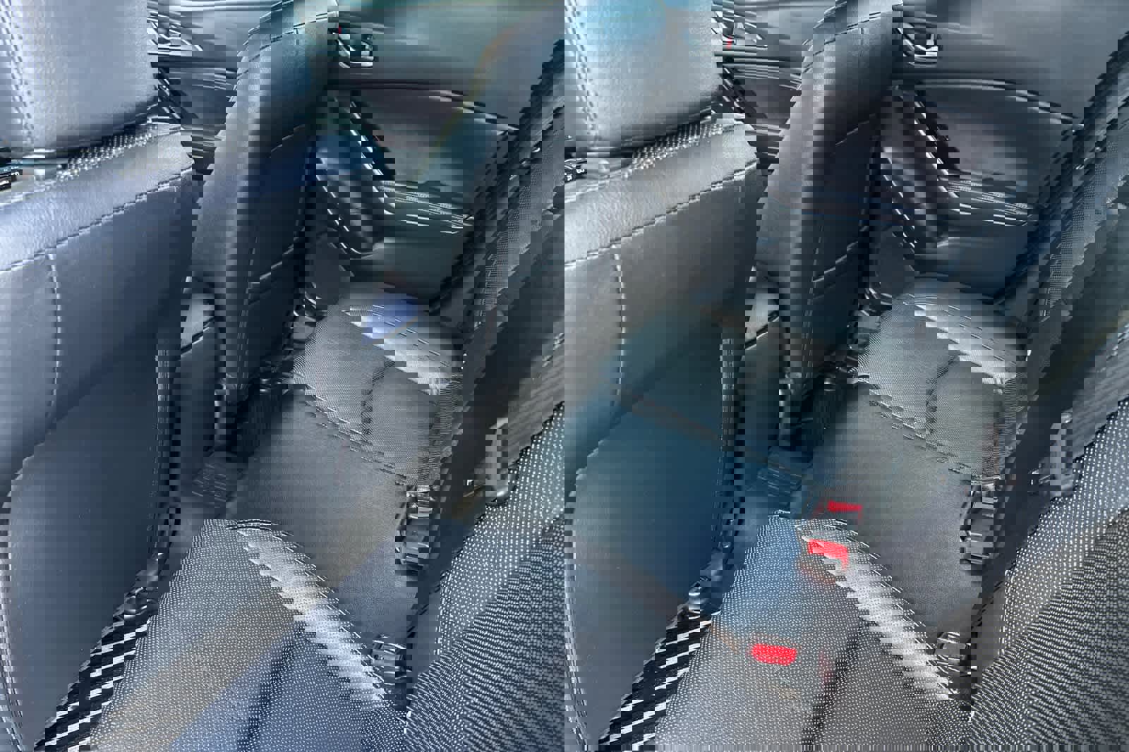 Used 2018 MAZDA MAZDA3 Grand Touring w/ Premium Equipment Package image 10