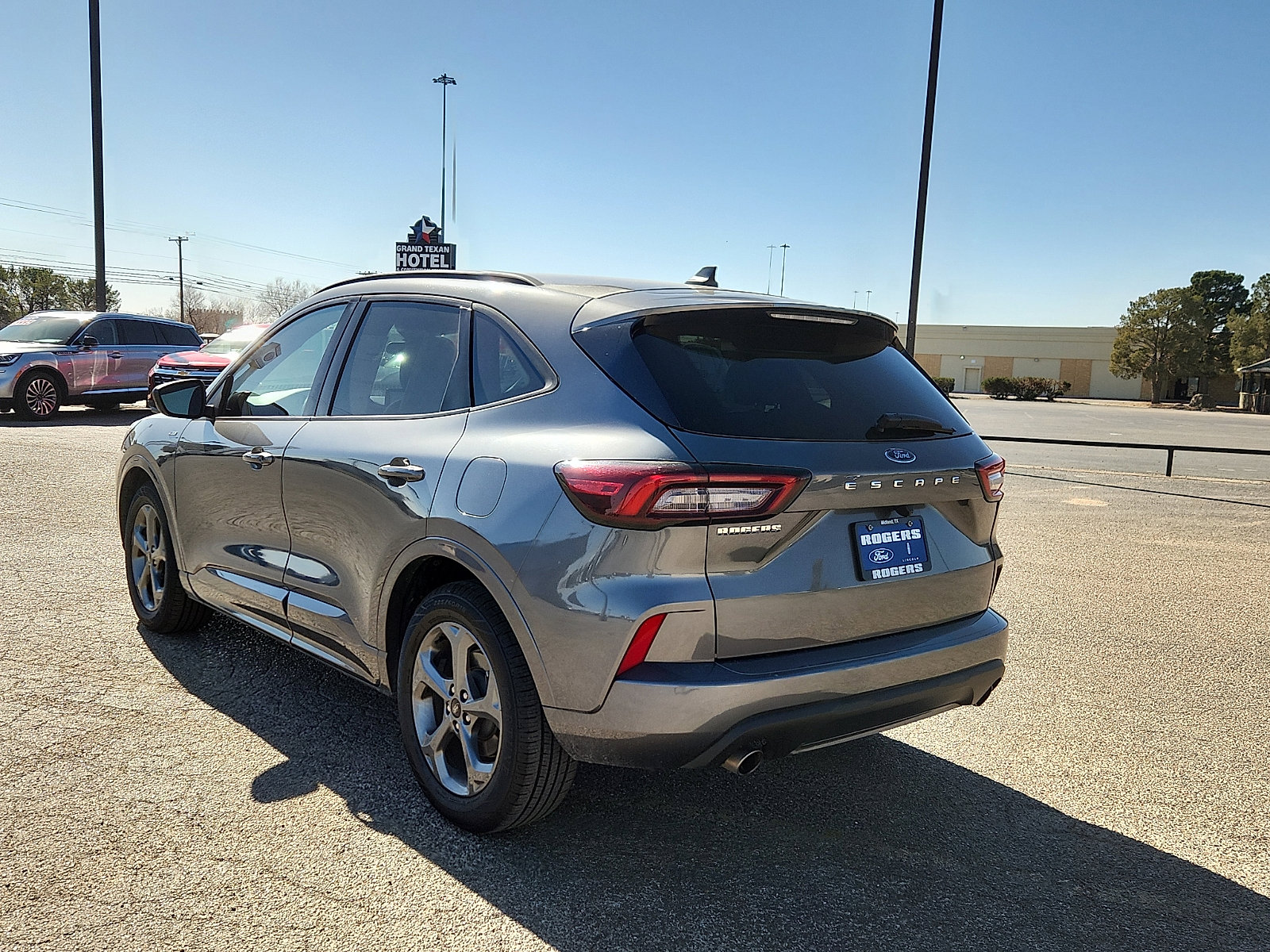 Certified 2024 Ford Escape ST-Line image 5