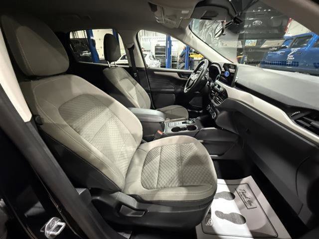 Certified 2022 Ford Escape SE w/ Convenience Package image 19
