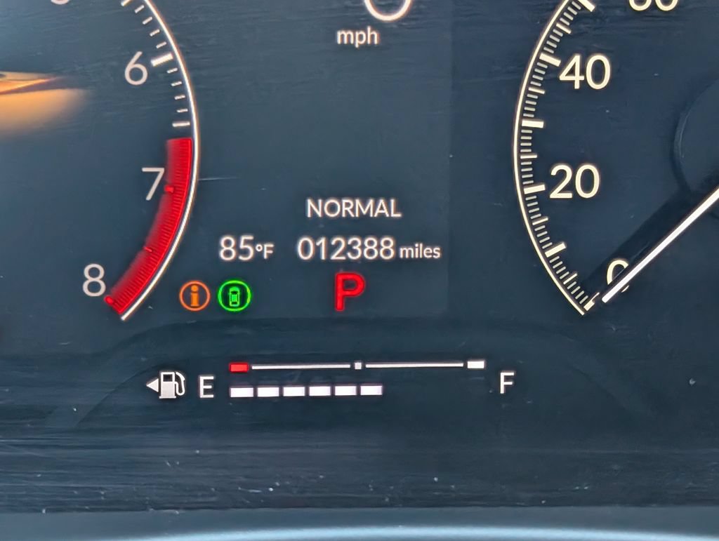 Used 2025 Honda Civic Sport image 17