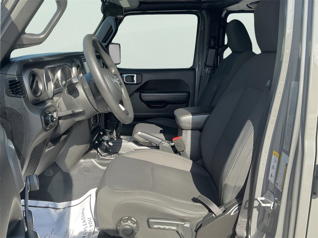 Used 2019 Jeep Wrangler Unlimited Sport image 22