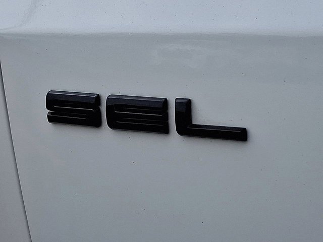 Certified 2022 Ford Escape SEL w/ SEL Stealth AWD Package image 24