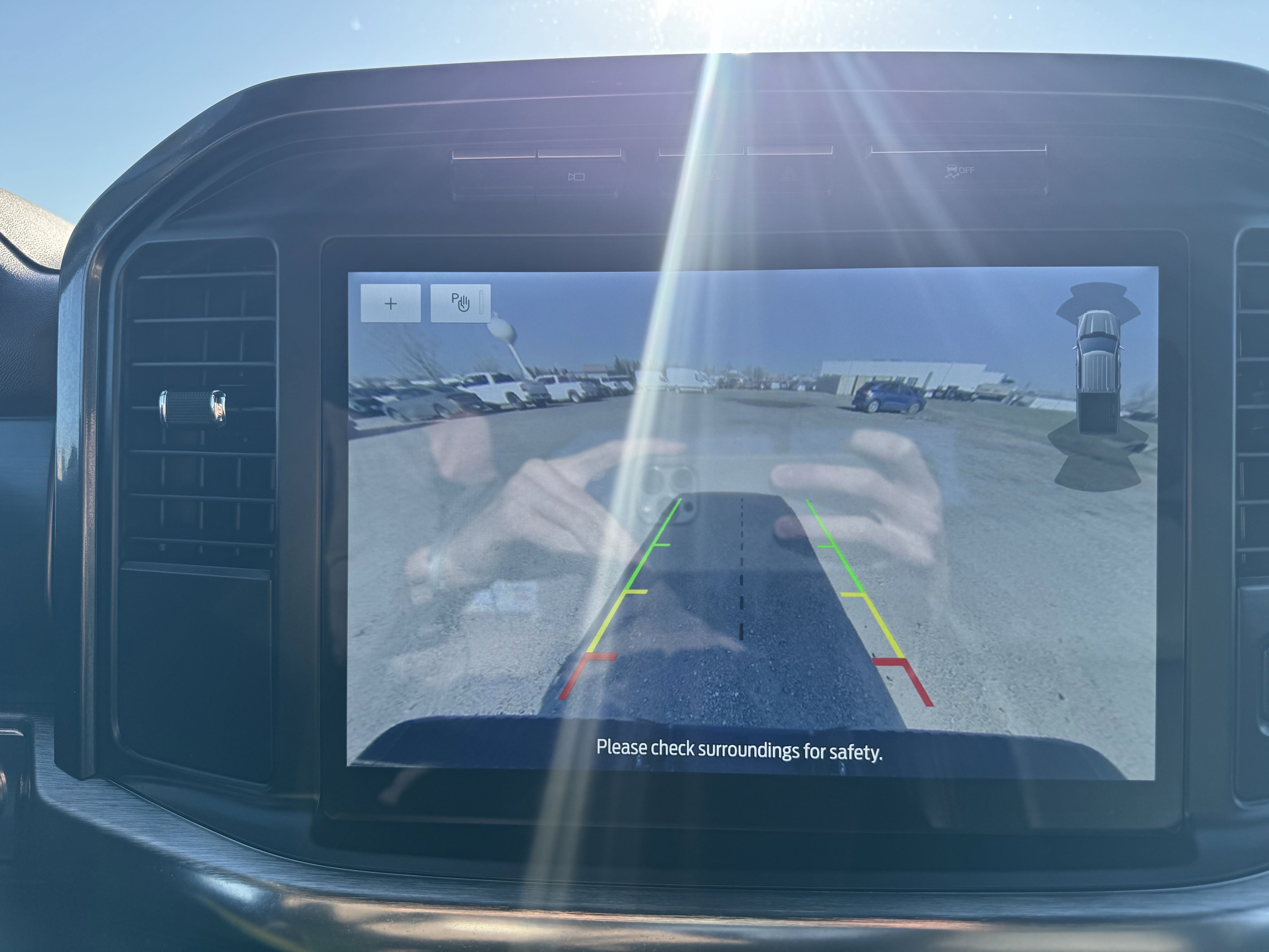 Certified 2022 Ford F150 Lariat w/ Equipment Group 502A High image 23