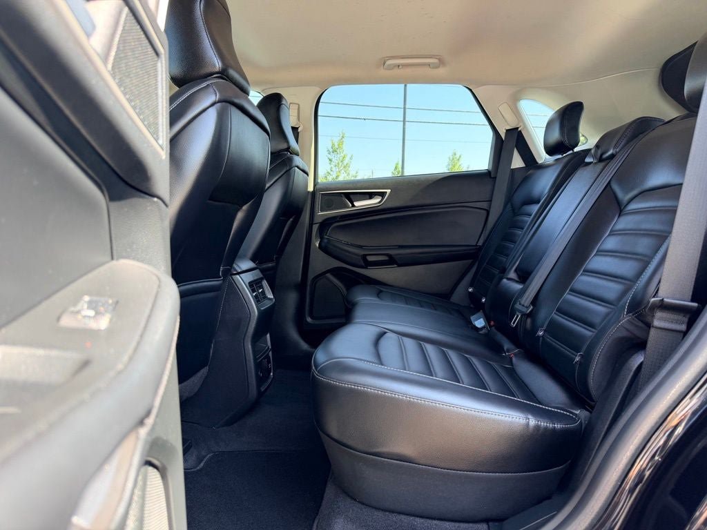 Certified 2024 Ford Edge SEL w/ Convenience Package AWD/4WD image 16