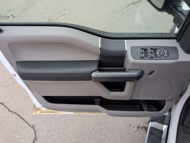 Certified 2022 Ford F450 XLT w/ XLT Value Package image 7