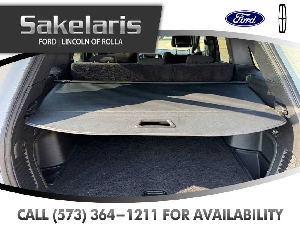 Used 2021 Jeep Grand Cherokee Laredo w/ Security & Convenience Group AWD/4WD image 36