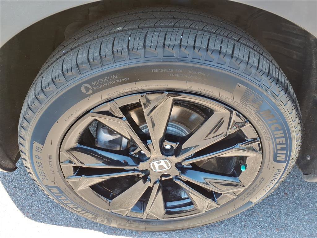 Used 2024 Honda CR-V Sport Touring image 4