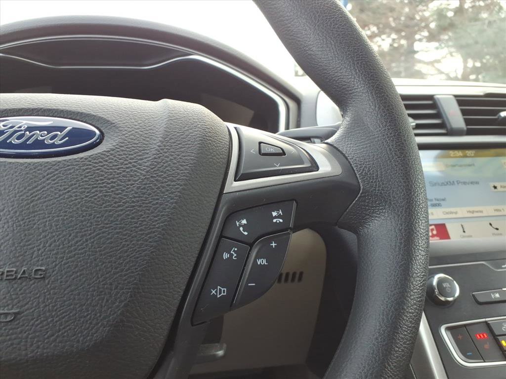 Certified 2019 Ford Fusion SE image 19