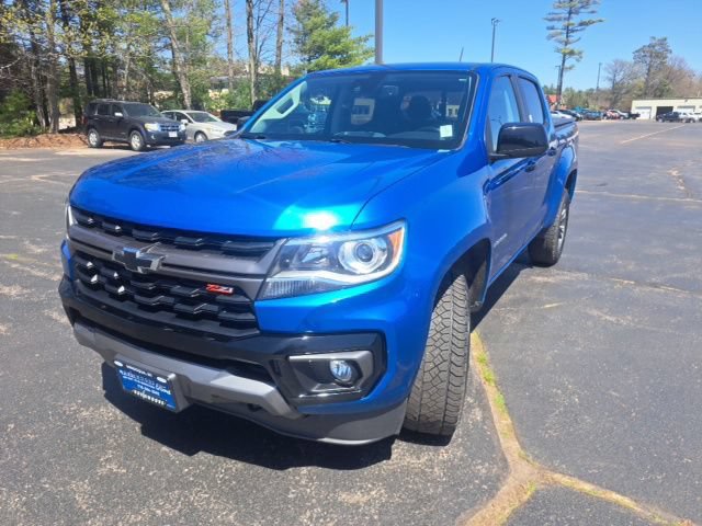 Used 2021 Chevrolet Colorado Z71 w/ Safety Package AWD/4WD image 3
