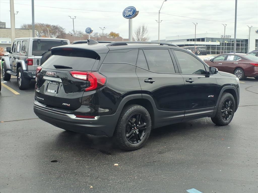 Used 2023 GMC Terrain AT4 w/ Tech Package image 4