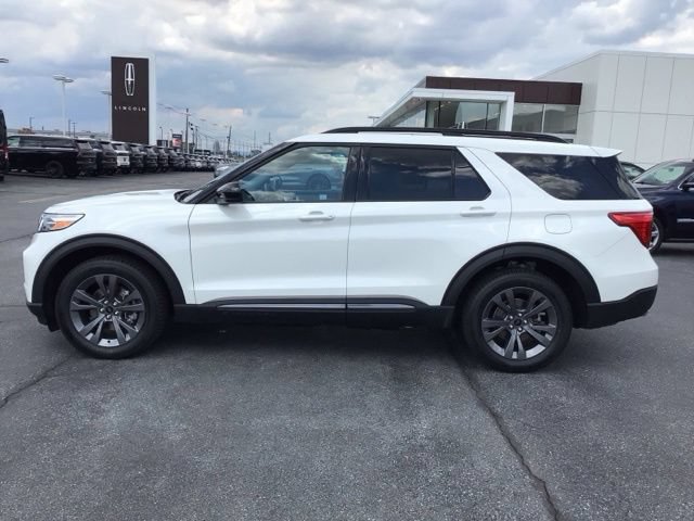 Certified 2023 Ford Explorer XLT w/ Equipment Group 202A AWD/4WD image 6