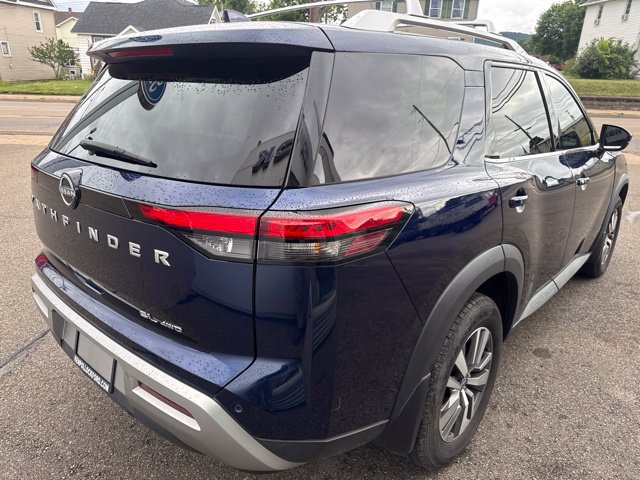 Used 2022 Nissan Pathfinder SL w/ Cargo Package AWD/4WD image 6